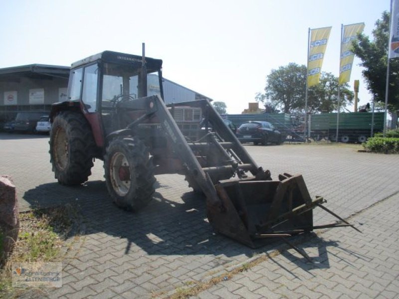 Traktor des Typs Case IH 844 S, Gebrauchtmaschine in Altenberge (Bild 5)