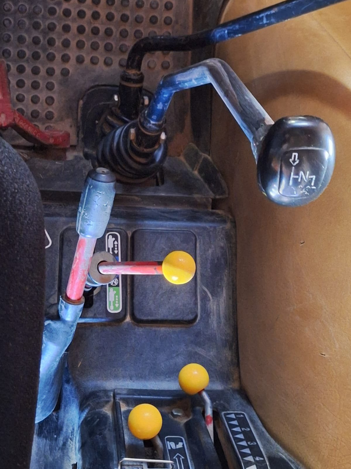 Traktor του τύπου Case IH 844 XL, Gebrauchtmaschine σε Weigenheim (Φωτογραφία 3)