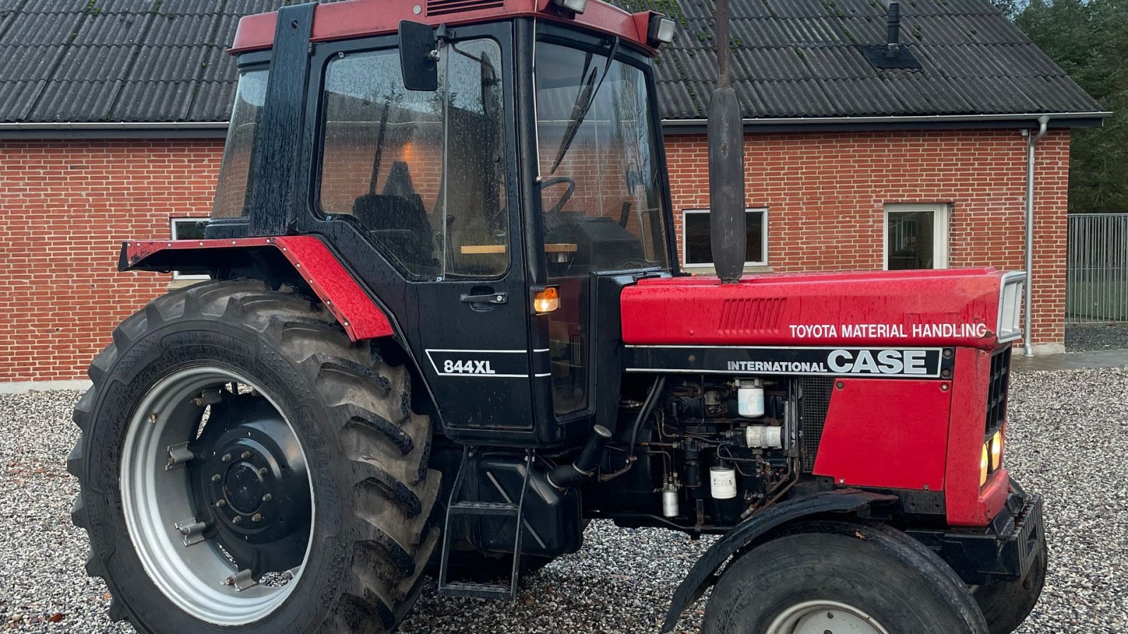 Traktor типа Case IH 844XL, Gebrauchtmaschine в Ikast (Фотография 1)