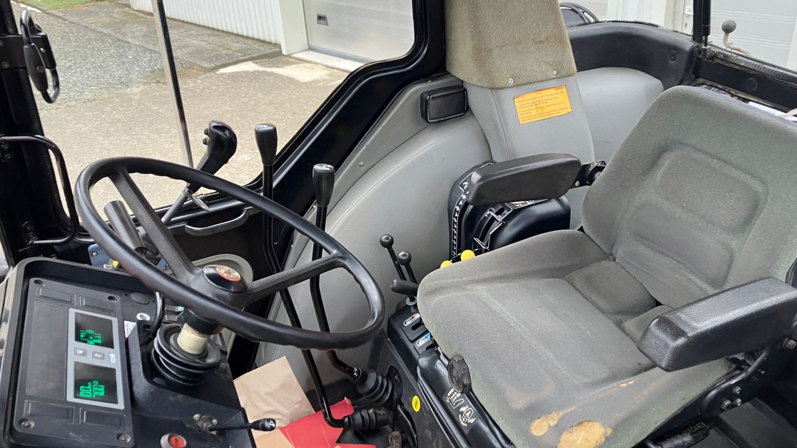 Traktor от тип Case IH 845 XL Plus, Gebrauchtmaschine в Spøttrup (Снимка 13)