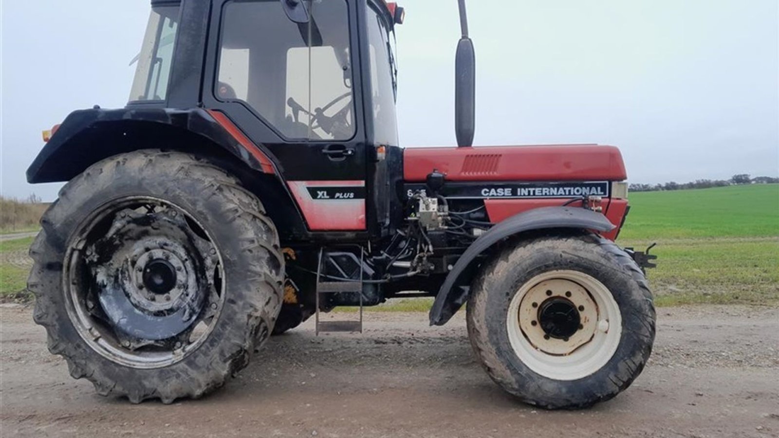 Traktor van het type Case IH 845 XLA Plus  Air Condition og 40 kmt. gearkasse 845 XLA Plus, Gebrauchtmaschine in Skive (Foto 5)