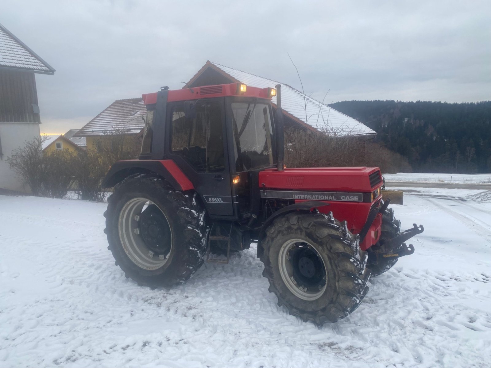 Traktor του τύπου Case IH 856 XL, Gebrauchtmaschine σε Pemfling (Φωτογραφία 3)