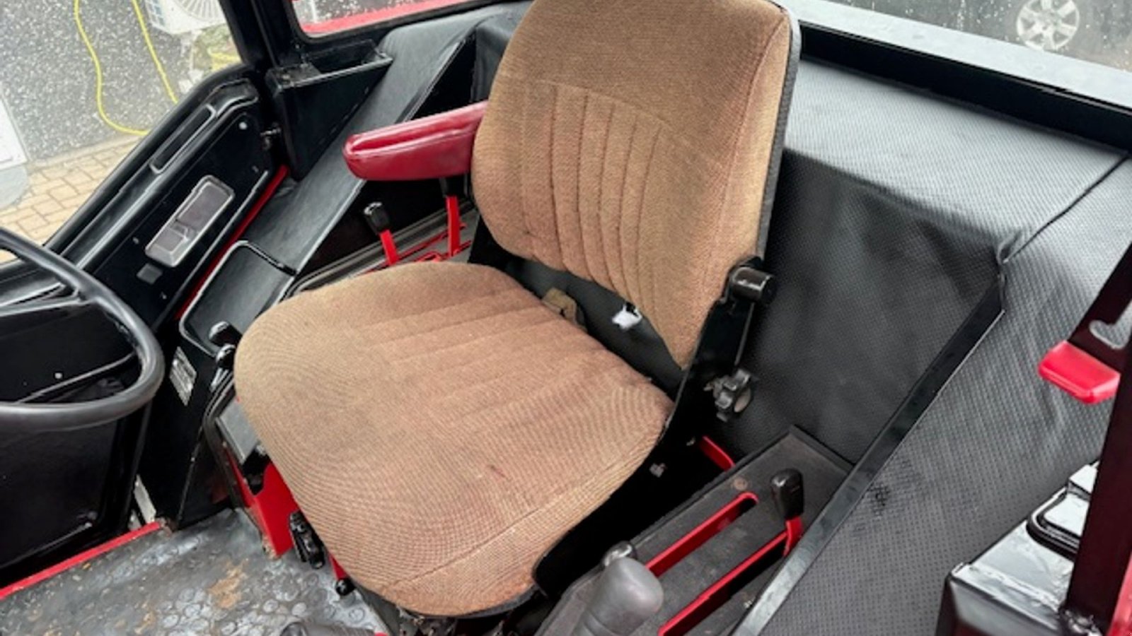 Traktor tip Case IH 886 NYRENOVERET, NYE DÆK, Gebrauchtmaschine in Dronninglund (Poză 14)