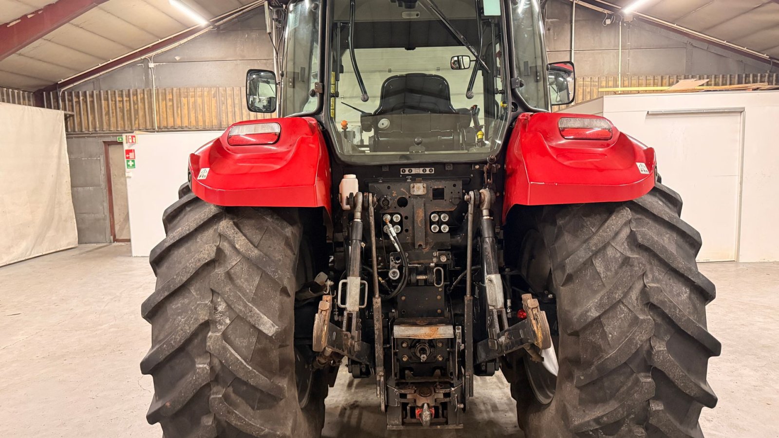 Traktor van het type Case IH CASE IH Farmall U 115 PRO, Gebrauchtmaschine in Ølen (Foto 4)
