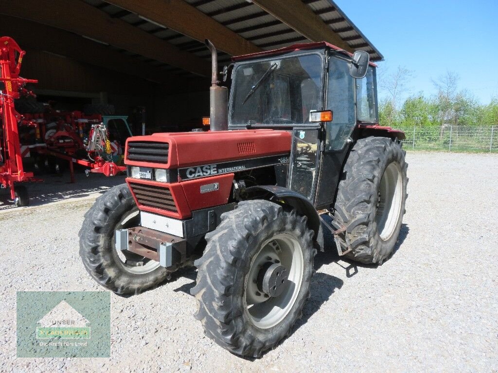Traktor des Typs Case IH CI 685A, Gebrauchtmaschine in Hofkirchen (Bild 1)