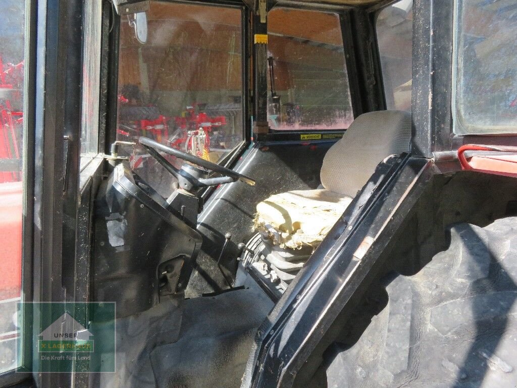 Traktor des Typs Case IH CI 685A, Gebrauchtmaschine in Hofkirchen (Bild 12)