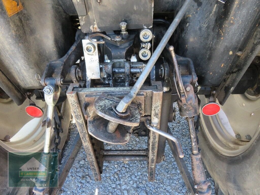 Traktor des Typs Case IH CI 685A, Gebrauchtmaschine in Hofkirchen (Bild 10)