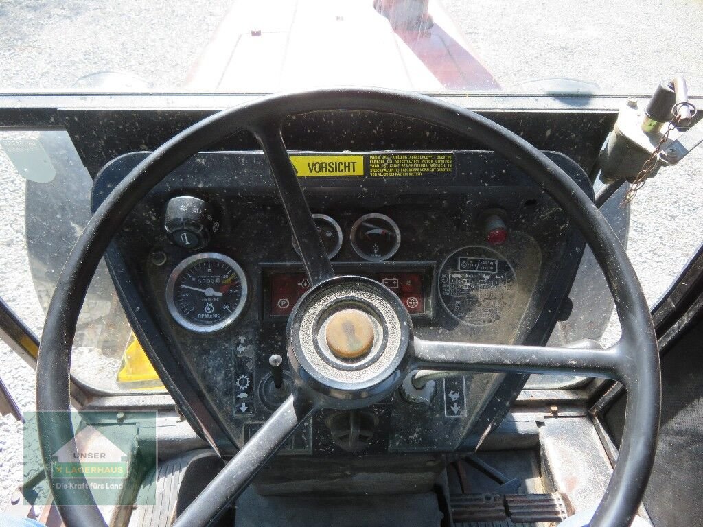 Traktor des Typs Case IH CI 685A, Gebrauchtmaschine in Hofkirchen (Bild 7)