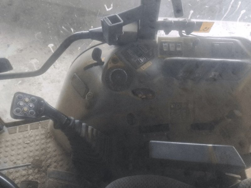 Traktor типа Case IH CS 150, Gebrauchtmaschine в PITHIVIERS Cedex (Фотография 5)