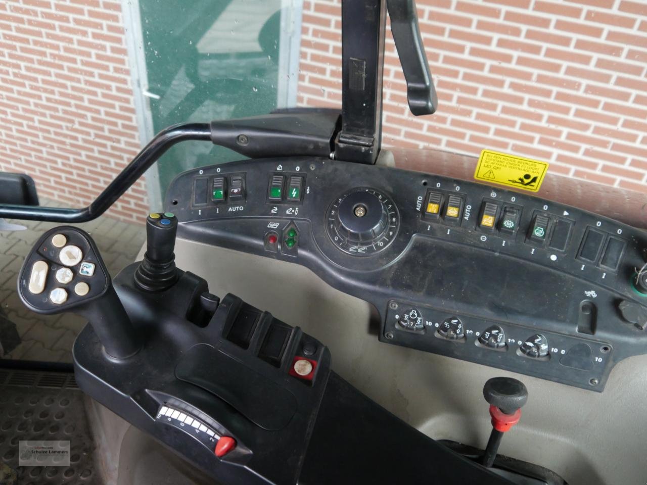 Traktor типа Case IH CVX 1135, Gebrauchtmaschine в Borken (Фотография 12)