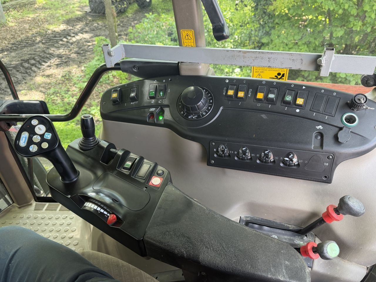 Traktor типа Case IH CVX 1155, Gebrauchtmaschine в Rossum (Фотография 10)