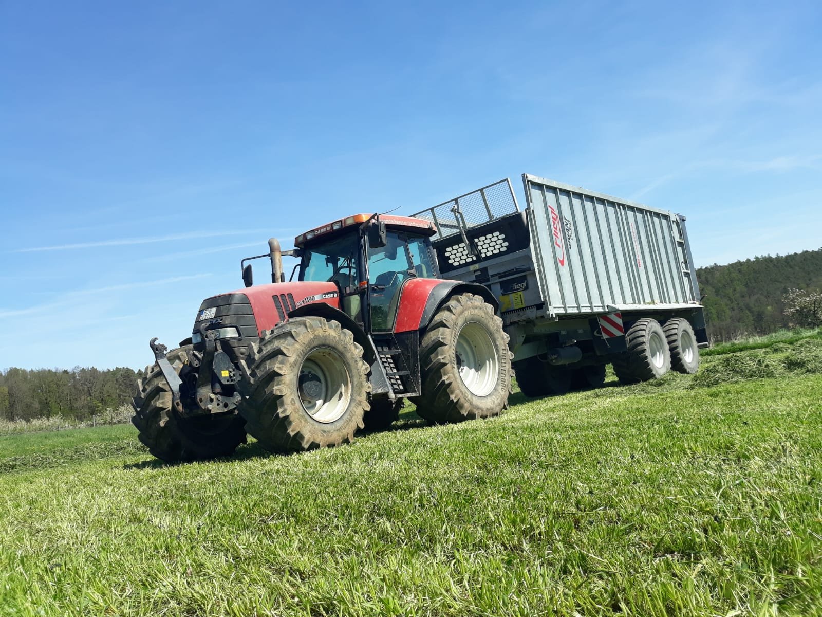 Traktor of the type Case IH CVX 1190, Gebrauchtmaschine in Mittelrüsselbach (Picture 1)