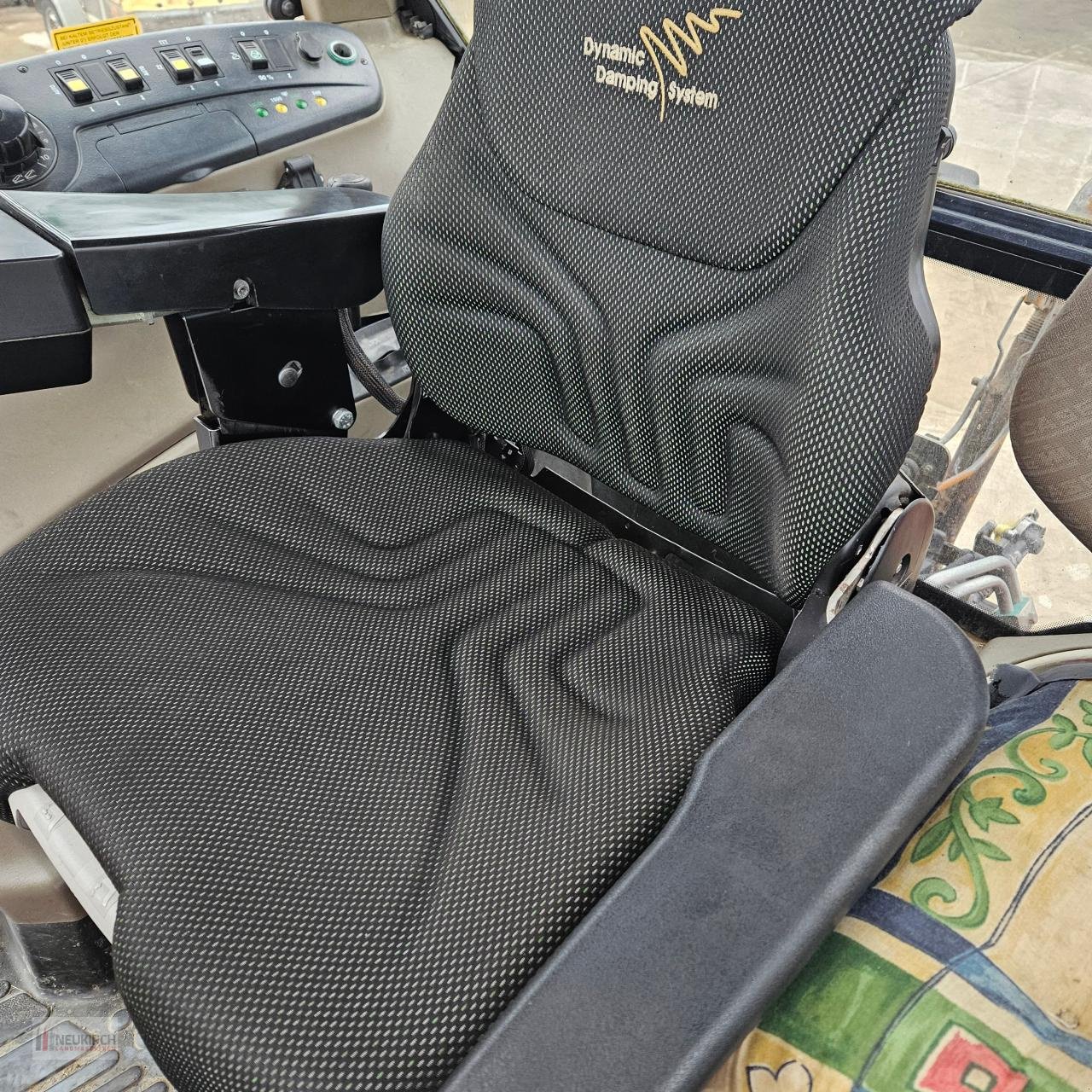 Traktor des Typs Case IH CVX 170 Basis A, Gebrauchtmaschine in Delbrück-Westenholz (Bild 10)
