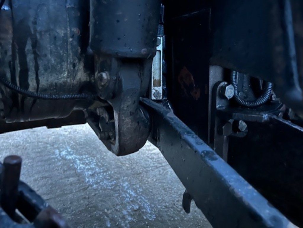 Traktor a típus Case IH CVX1145, Gebrauchtmaschine ekkor: MALESTROIT (Kép 4)