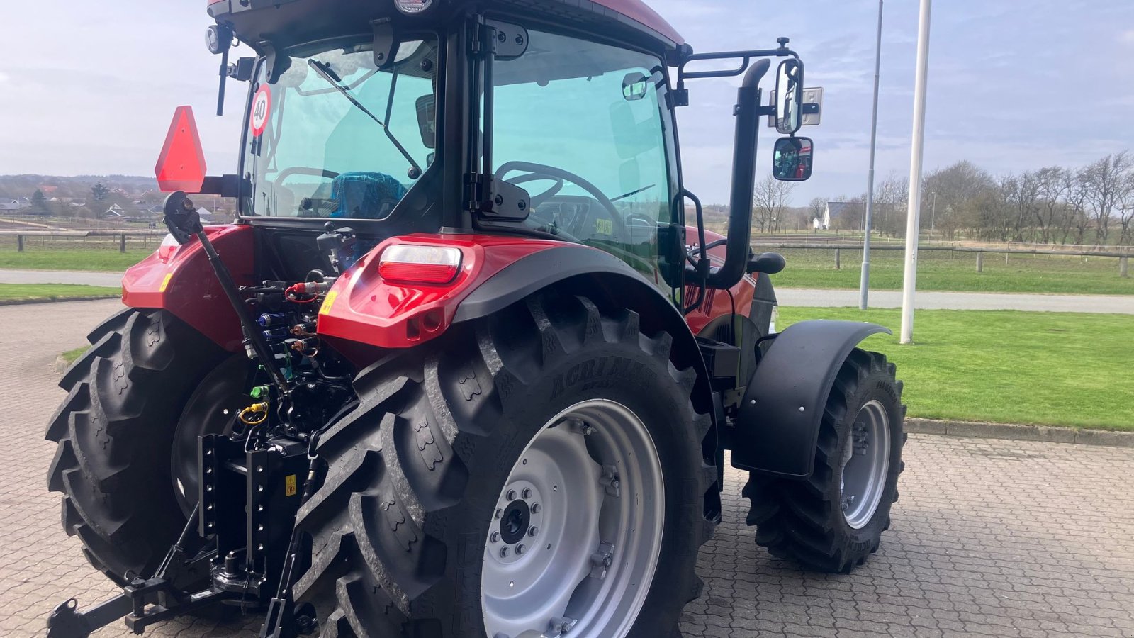 Traktor des Typs Case IH Farmall 100 A, Gebrauchtmaschine in Hurup Thy (Bild 7)