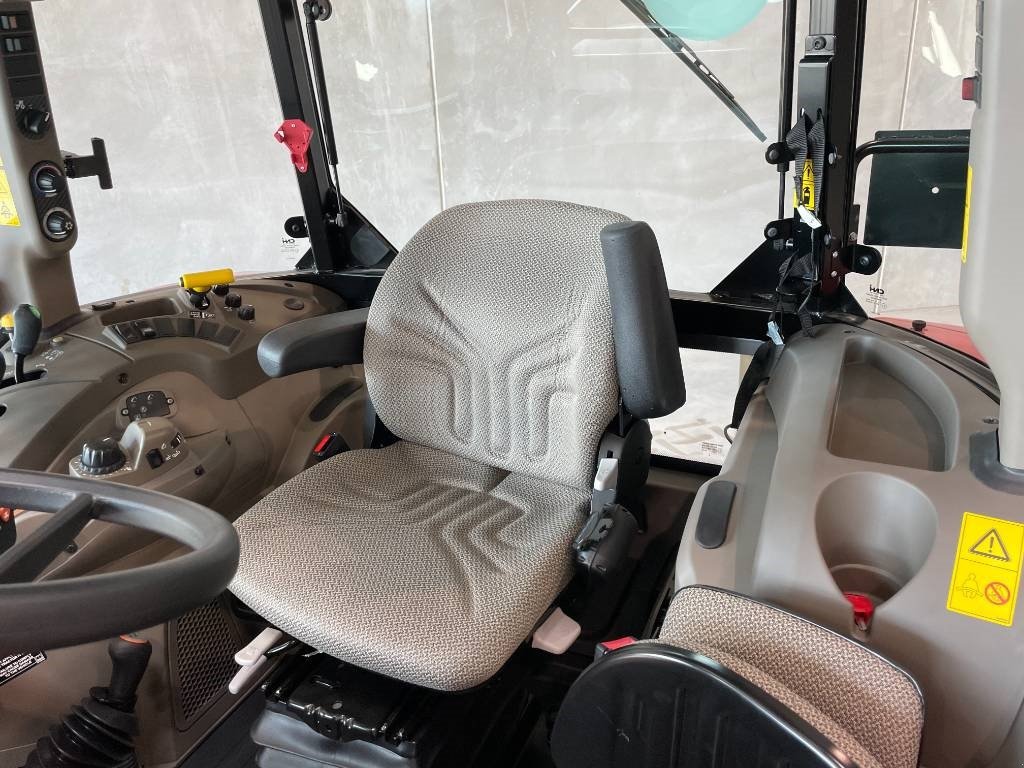 Traktor от тип Case IH Farmall 100 C, Gebrauchtmaschine в Vrå, Frejlev, Hornslet & Ringsted (Снимка 10)