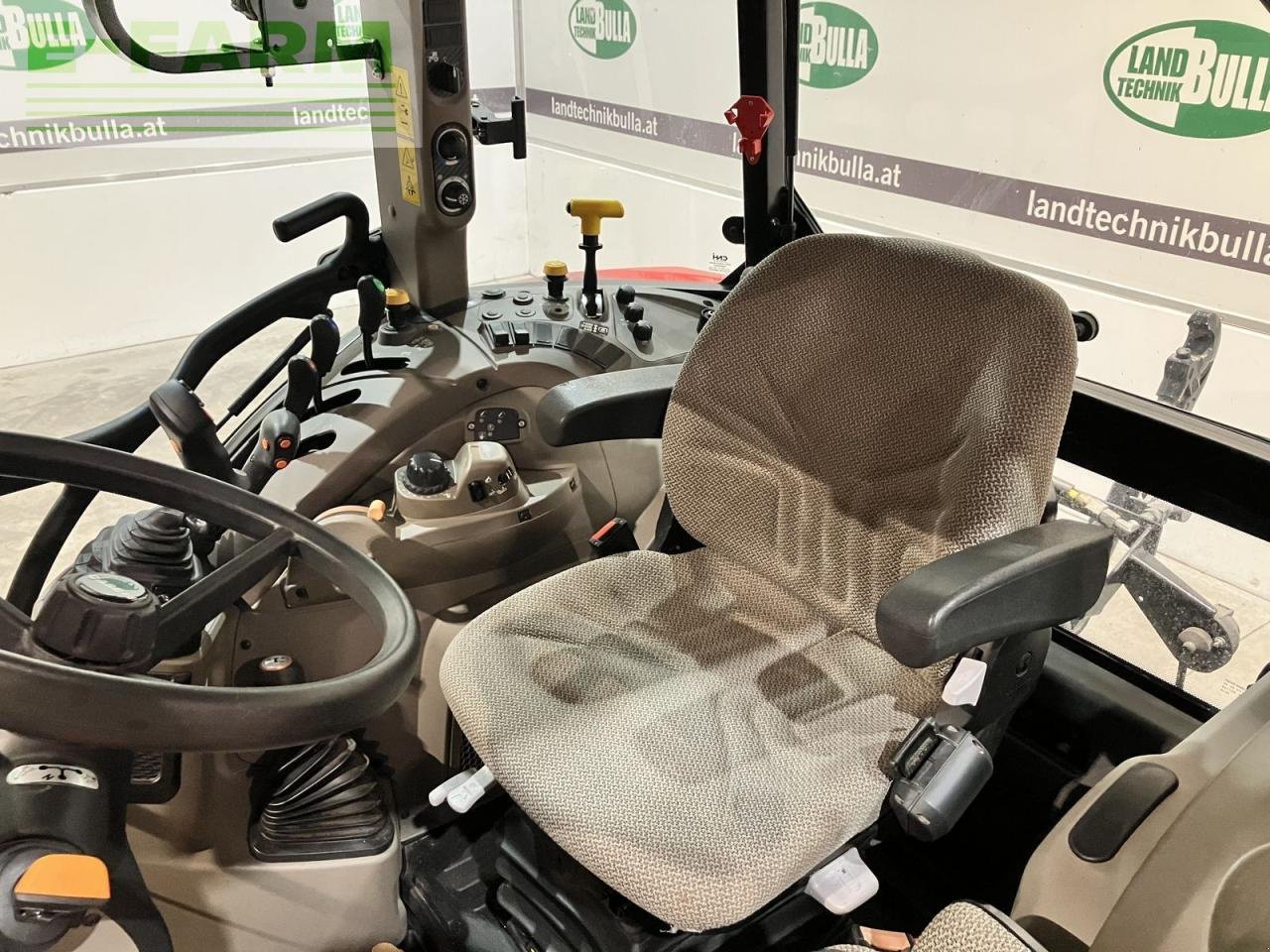 Traktor des Typs Case IH farmall 100 c, Gebrauchtmaschine in Sierning (Bild 18)