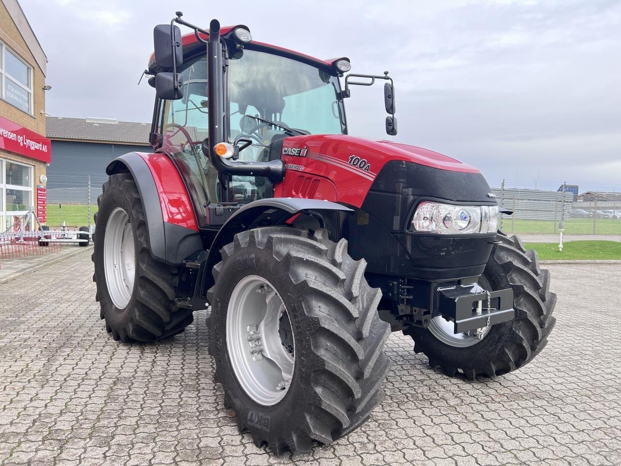 Traktor des Typs Case IH FARMALL 100A, Gebrauchtmaschine in Viborg (Bild 4)