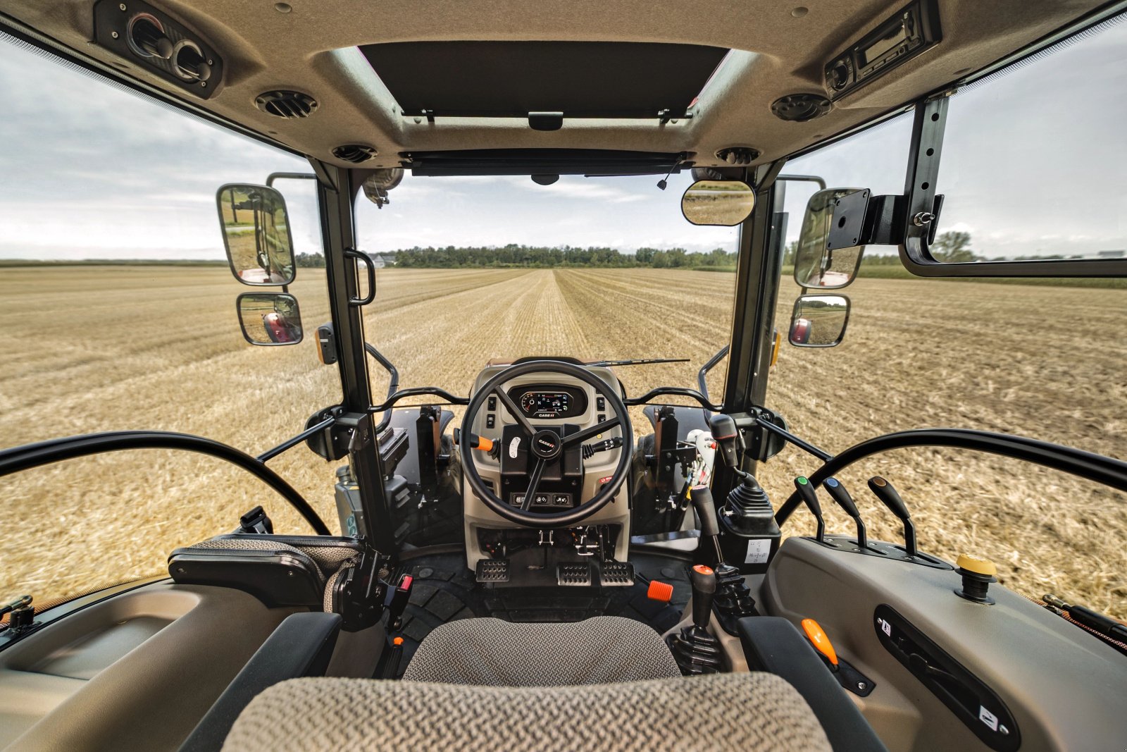 Traktor of the type Case IH FARMALL 100A, Gebrauchtmaschine in Viborg (Picture 3)