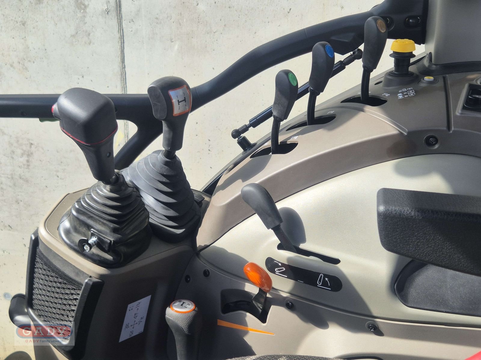 Traktor tip Case IH Farmall 100C Selection, Neumaschine in Lebring (Poză 8)