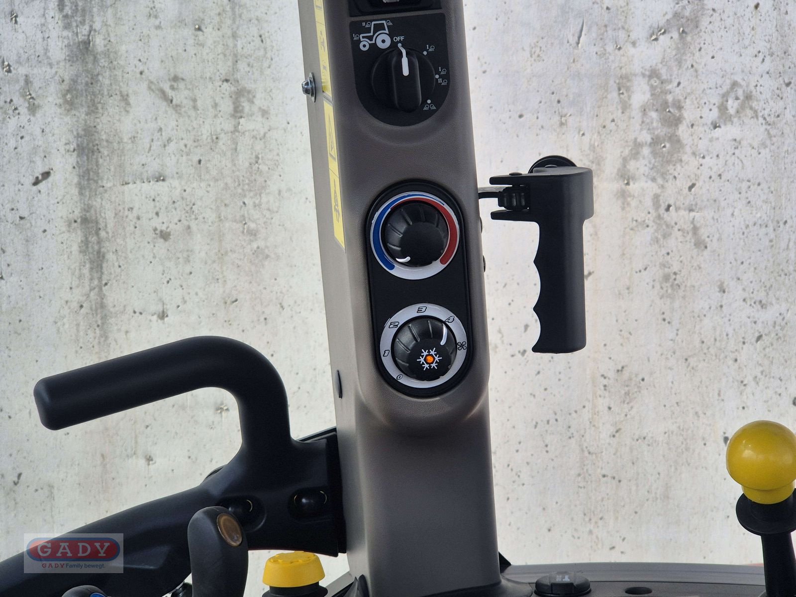 Traktor tip Case IH Farmall 100C Selection, Neumaschine in Lebring (Poză 10)