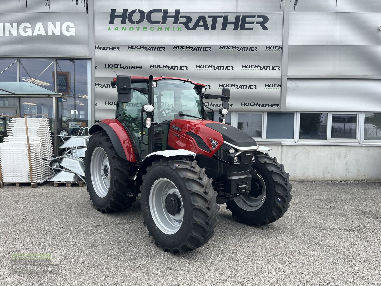 Traktor tip Case IH Farmall 100C Selection, Neumaschine in Kronstorf (Poză 1)