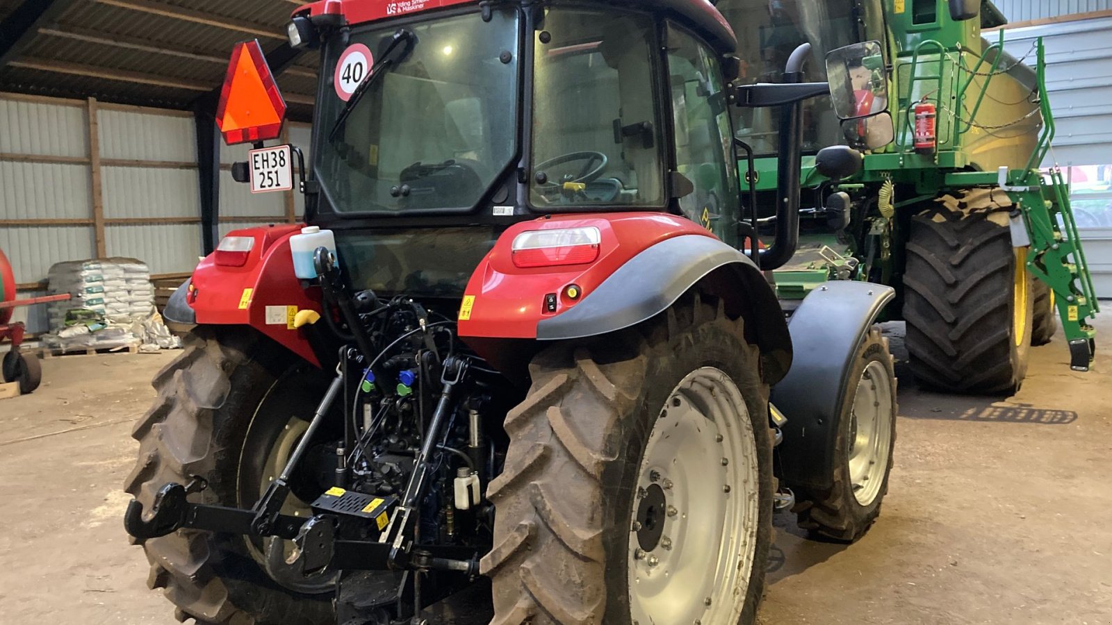 Traktor типа Case IH Farmall 100C, Gebrauchtmaschine в Horsens (Фотография 2)