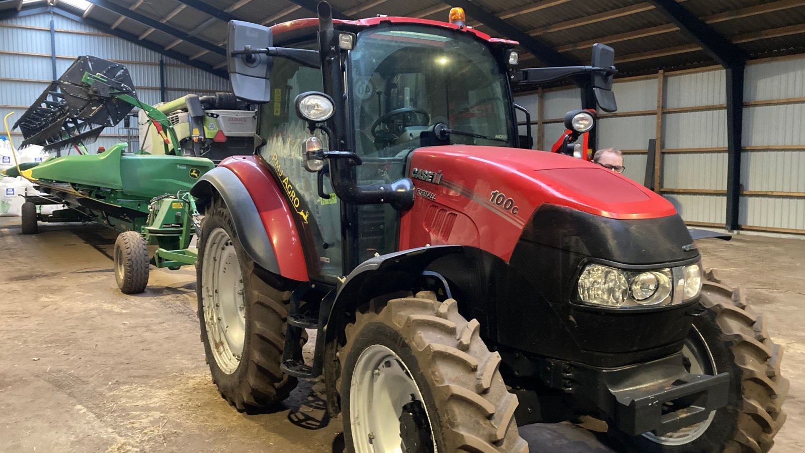 Traktor типа Case IH Farmall 100C, Gebrauchtmaschine в Horsens (Фотография 1)