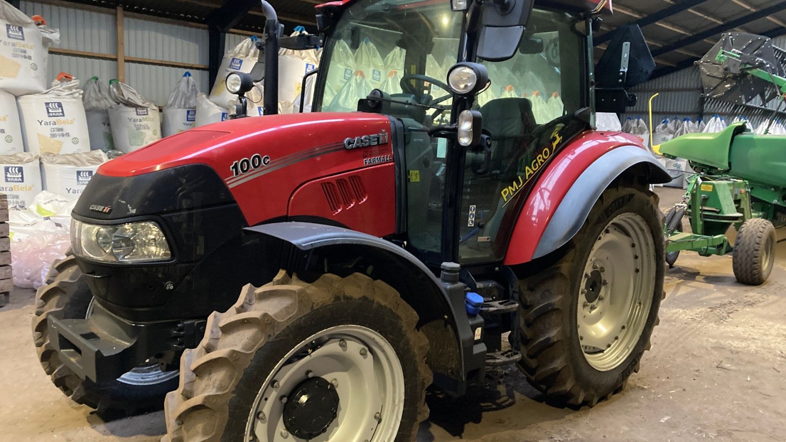 Traktor типа Case IH Farmall 100C, Gebrauchtmaschine в Horsens (Фотография 3)