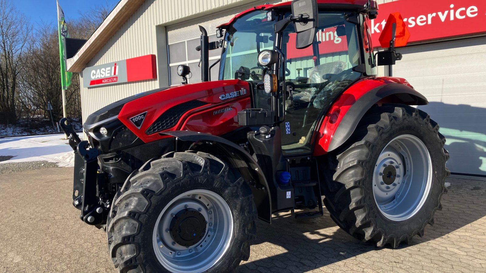 Traktor za tip Case IH Farmall 100C, Gebrauchtmaschine u Spøttrup (Slika 2)
