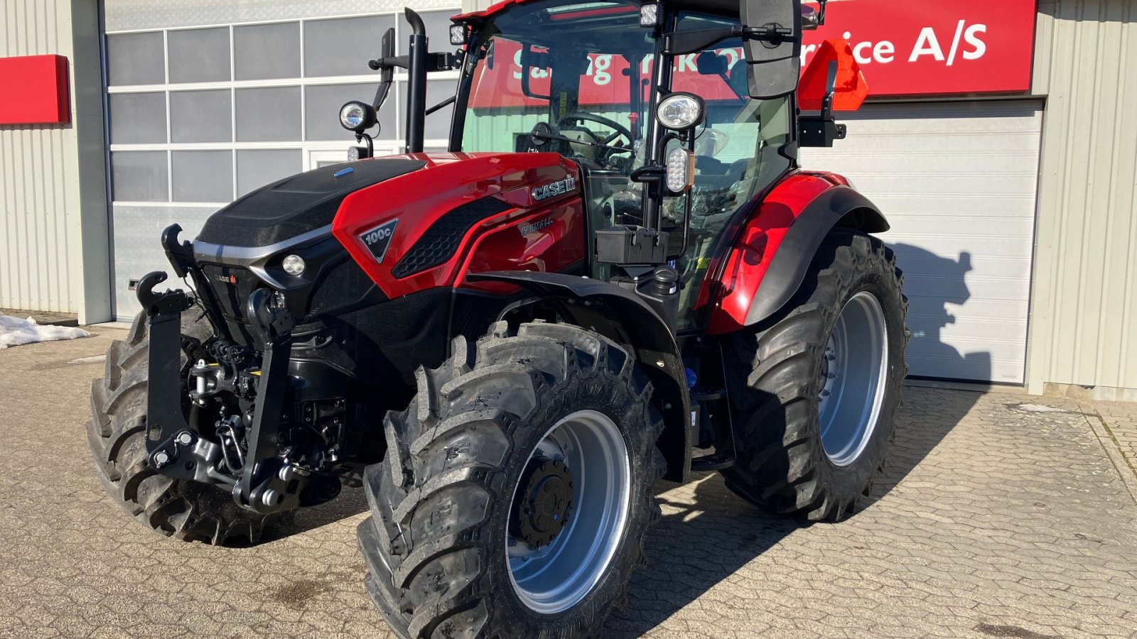 Traktor za tip Case IH Farmall 100C, Gebrauchtmaschine u Spøttrup (Slika 1)