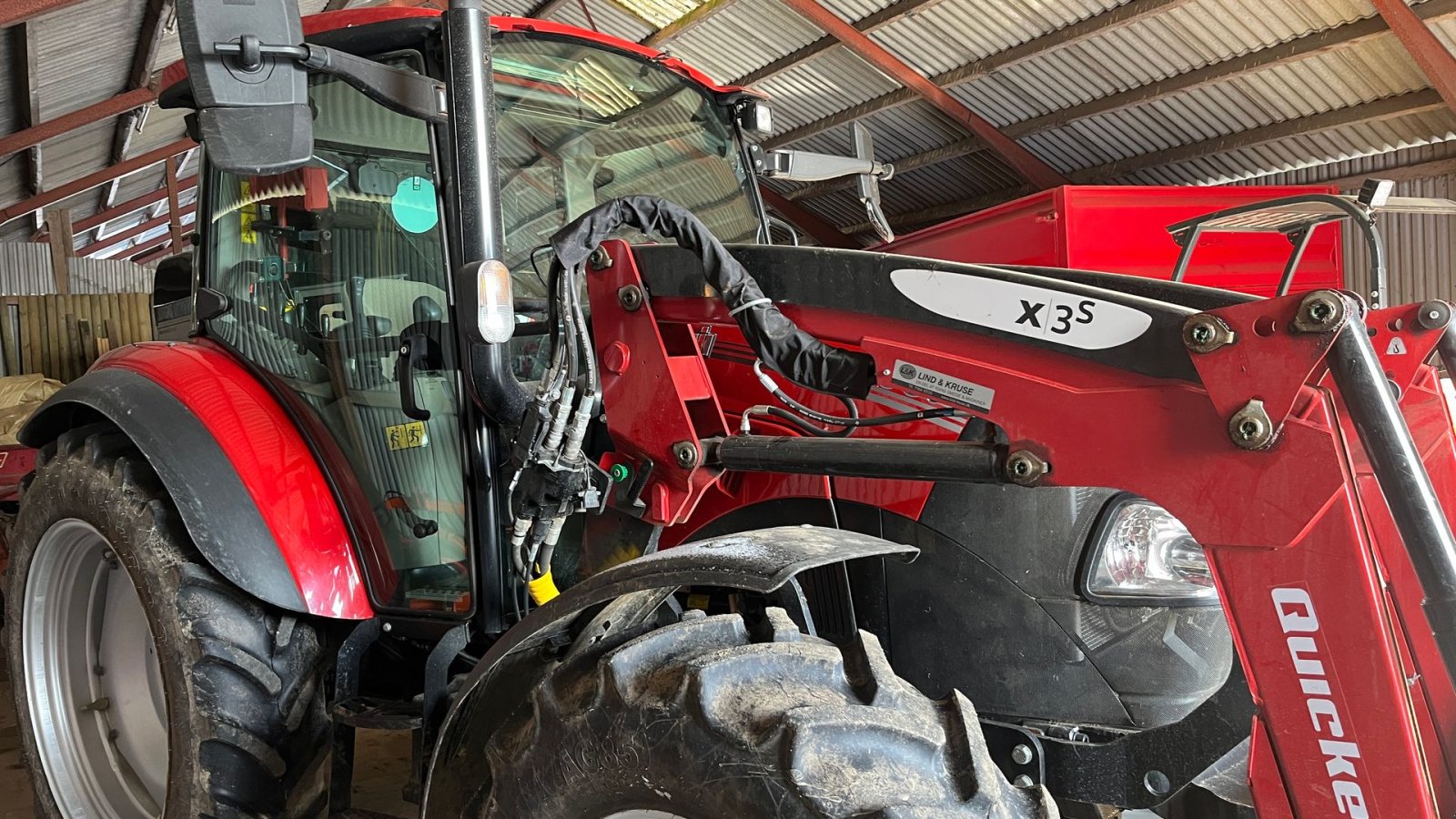 Traktor типа Case IH Farmall 100C, Gebrauchtmaschine в Middelfart (Фотография 3)