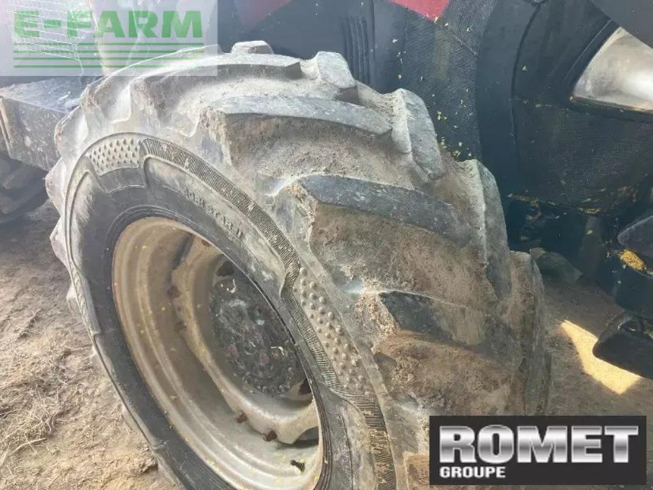 Traktor του τύπου Case IH farmall 115 u pr, Gebrauchtmaschine σε GENNES-SUR-GLAIZE (Φωτογραφία 10)