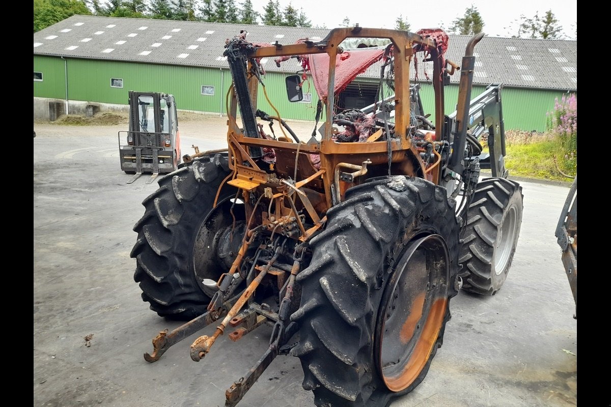 Traktor типа Case IH Farmall 115A, Gebrauchtmaschine в Viborg (Фотография 3)