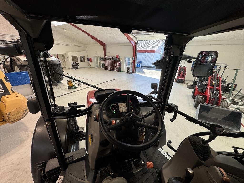 Traktor des Typs Case IH FARMALL 115U KUN 425 TIMER! SOM NY!, Gebrauchtmaschine in Nørager (Bild 21)