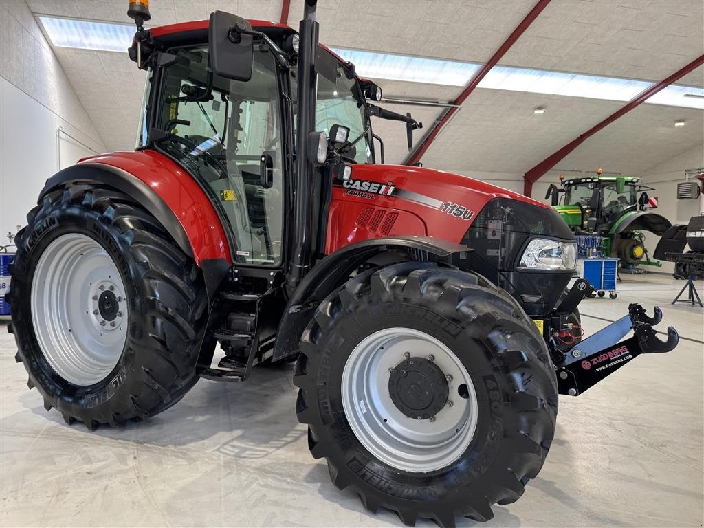 Traktor типа Case IH FARMALL 115U KUN 425 TIMER! SOM NY!, Gebrauchtmaschine в Nørager (Фотография 9)