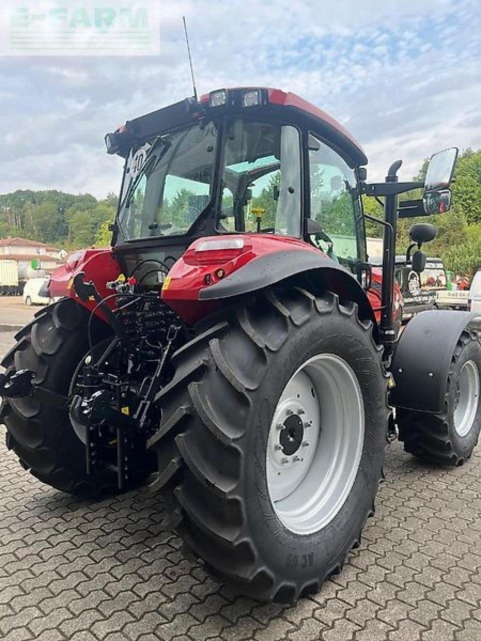Traktor des Typs Case IH farmall 120 c neue generation, Gebrauchtmaschine in PÜTTLINGEN (Bild 4)