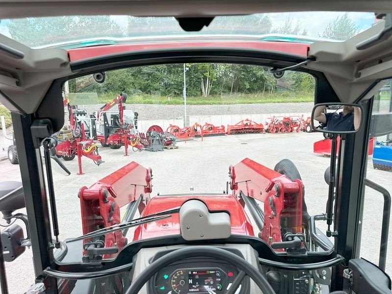 Traktor от тип Case IH Farmall 120C Advanced, Vorführmaschine в St. Marienkirchen (Снимка 18)