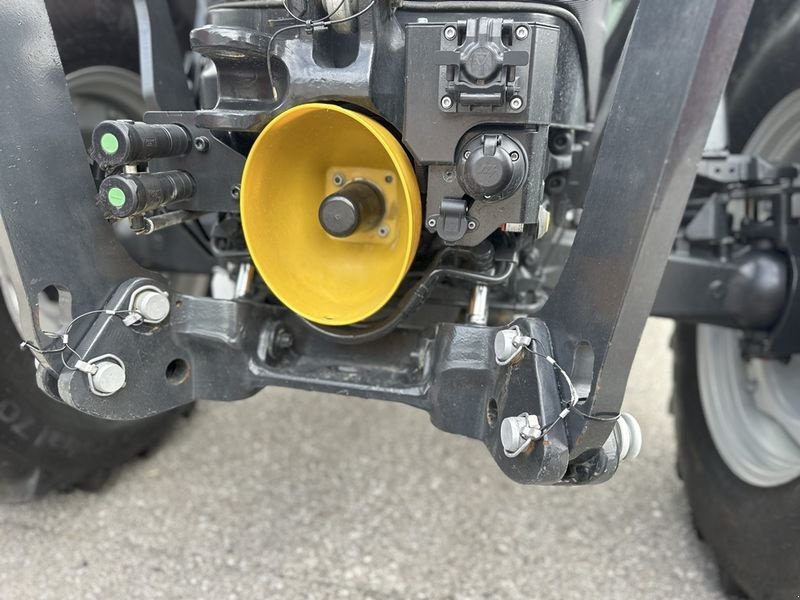 Traktor от тип Case IH Farmall 120C Advanced, Vorführmaschine в St. Marienkirchen (Снимка 8)