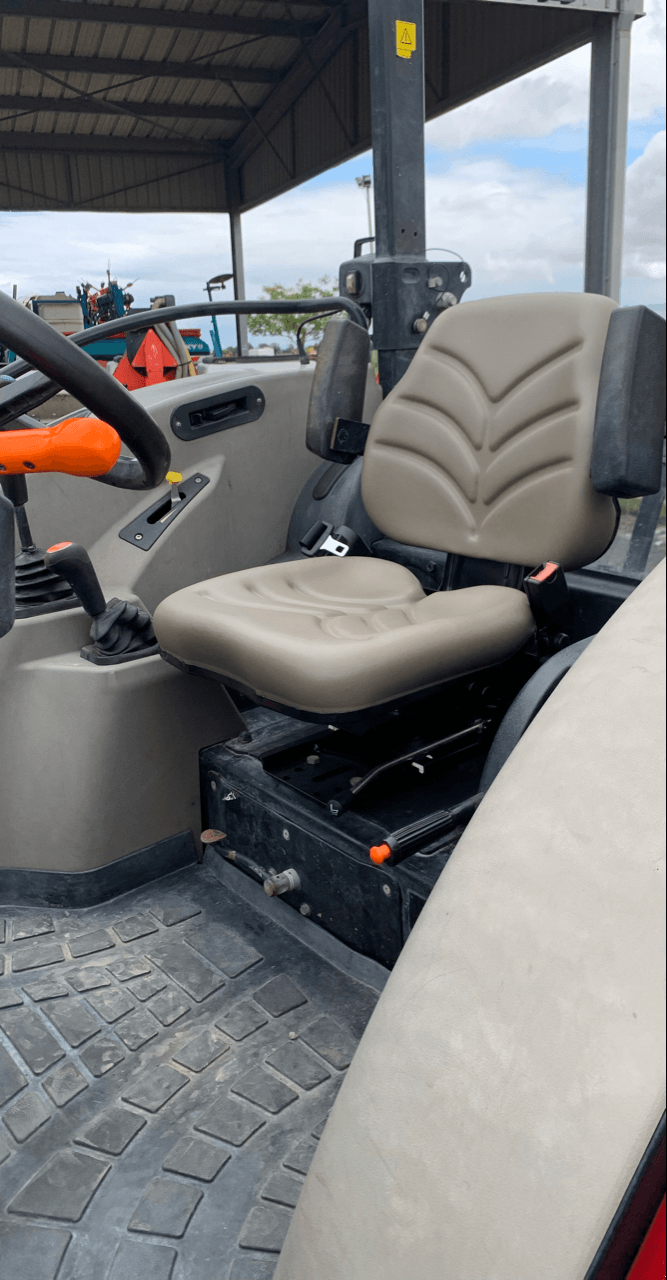 Traktor typu Case IH FARMALL 55 A, Gebrauchtmaschine v CINTHEAUX (Obrázek 11)