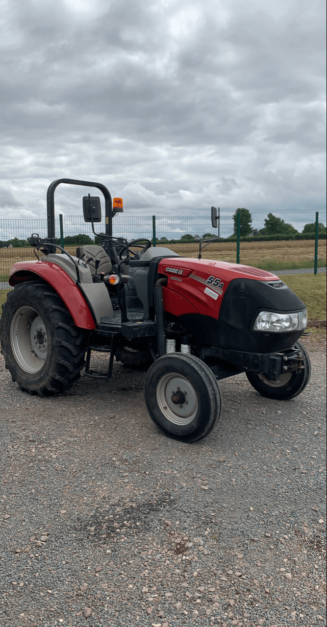 Traktor of the type Case IH FARMALL 55 A, Gebrauchtmaschine in ISIGNY-LE-BUAT (Picture 1)