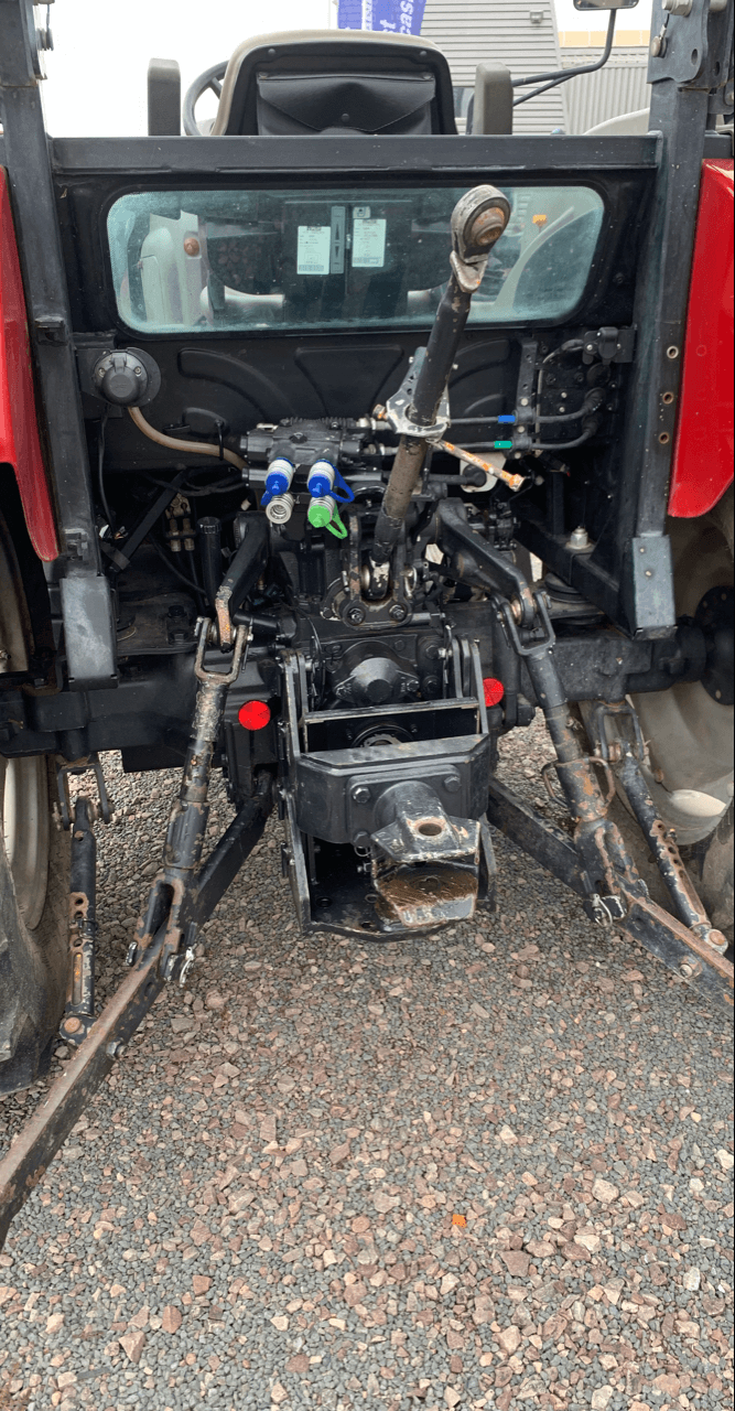 Traktor of the type Case IH FARMALL 55 A, Gebrauchtmaschine in ISIGNY-LE-BUAT (Picture 3)