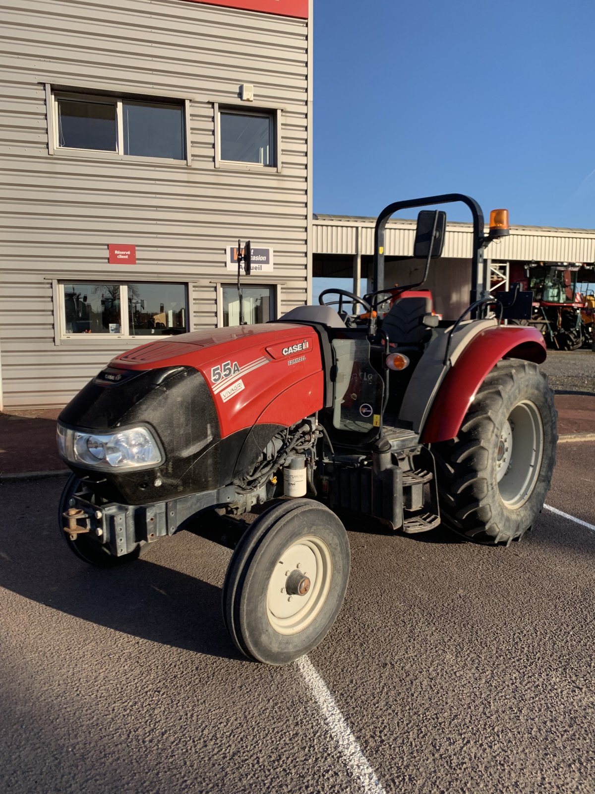 Traktor typu Case IH FARMALL 55 A, Gebrauchtmaschine v CINTHEAUX (Obrázek 2)