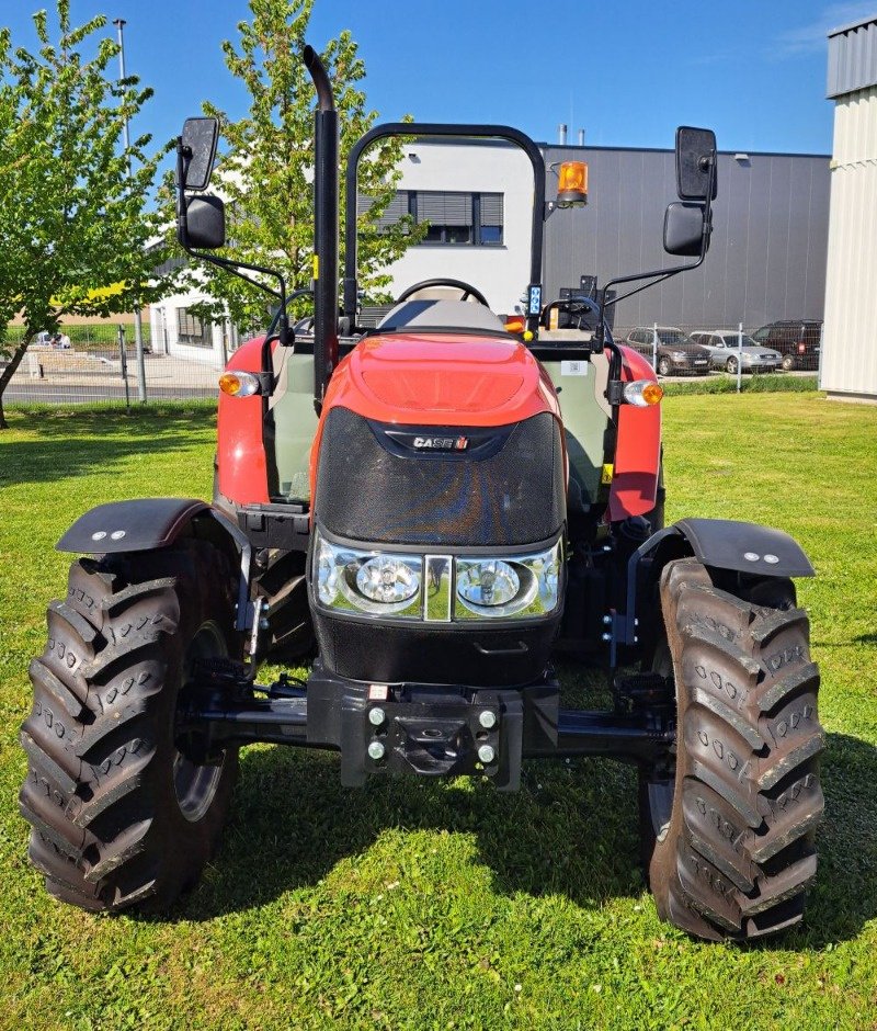 Traktor des Typs Case IH Farmall 55 A, Neumaschine in Burkau (Bild 4)