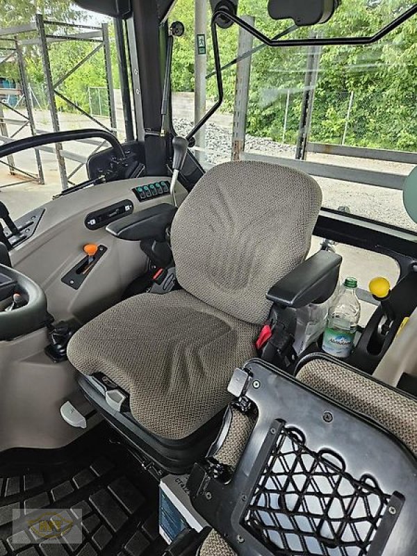 Traktor of the type Case IH Farmall 55 A, Gebrauchtmaschine in Waldkappel (Picture 13)