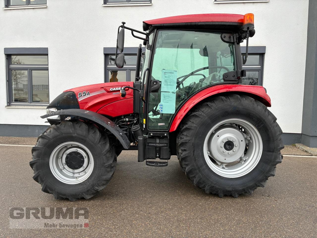 Traktor del tipo Case IH Farmall 55 A, Neumaschine In Friedberg-Derching (Immagine 2)