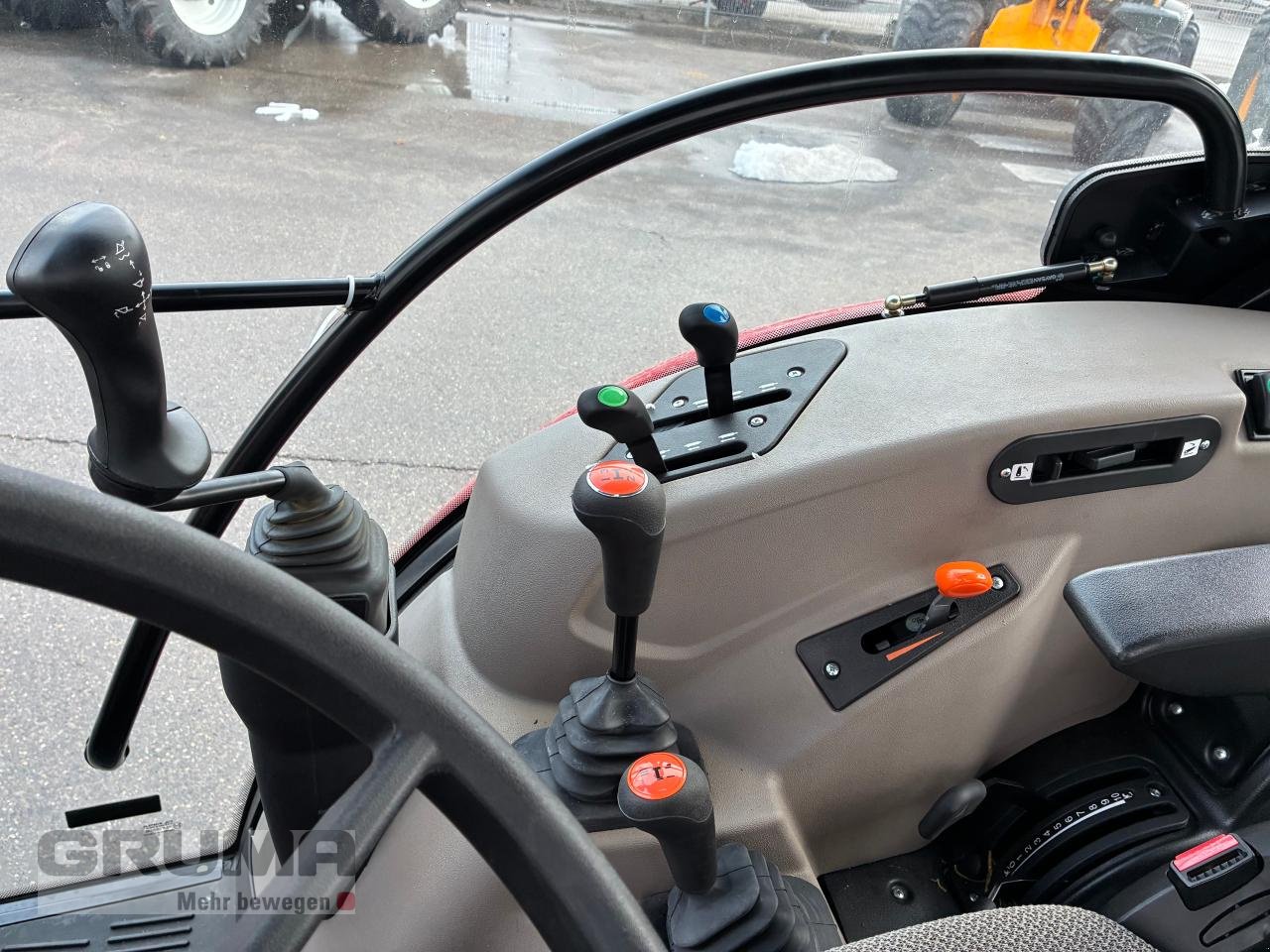 Traktor del tipo Case IH Farmall 55 A, Neumaschine In Friedberg-Derching (Immagine 18)