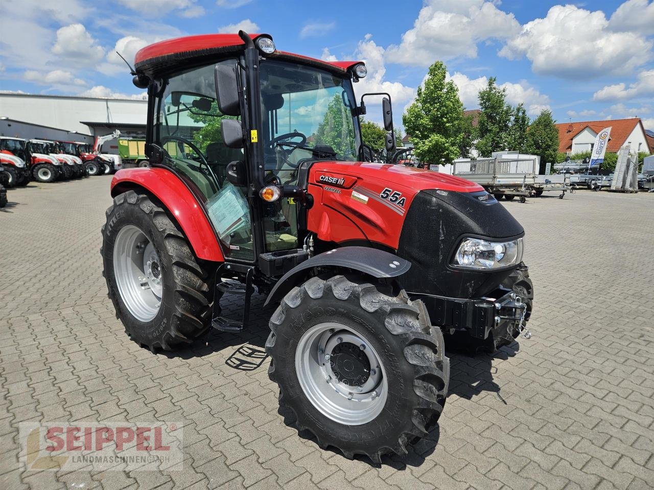 Traktor des Typs Case IH FARMALL 55 A, Neumaschine in Groß-Umstadt (Bild 1)