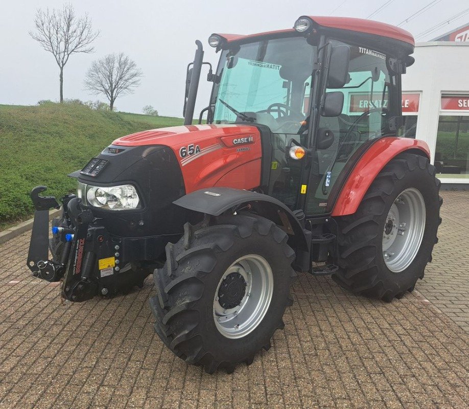 Traktor des Typs Case IH Farmall 65 A, Gebrauchtmaschine in Freiberg (Bild 1)