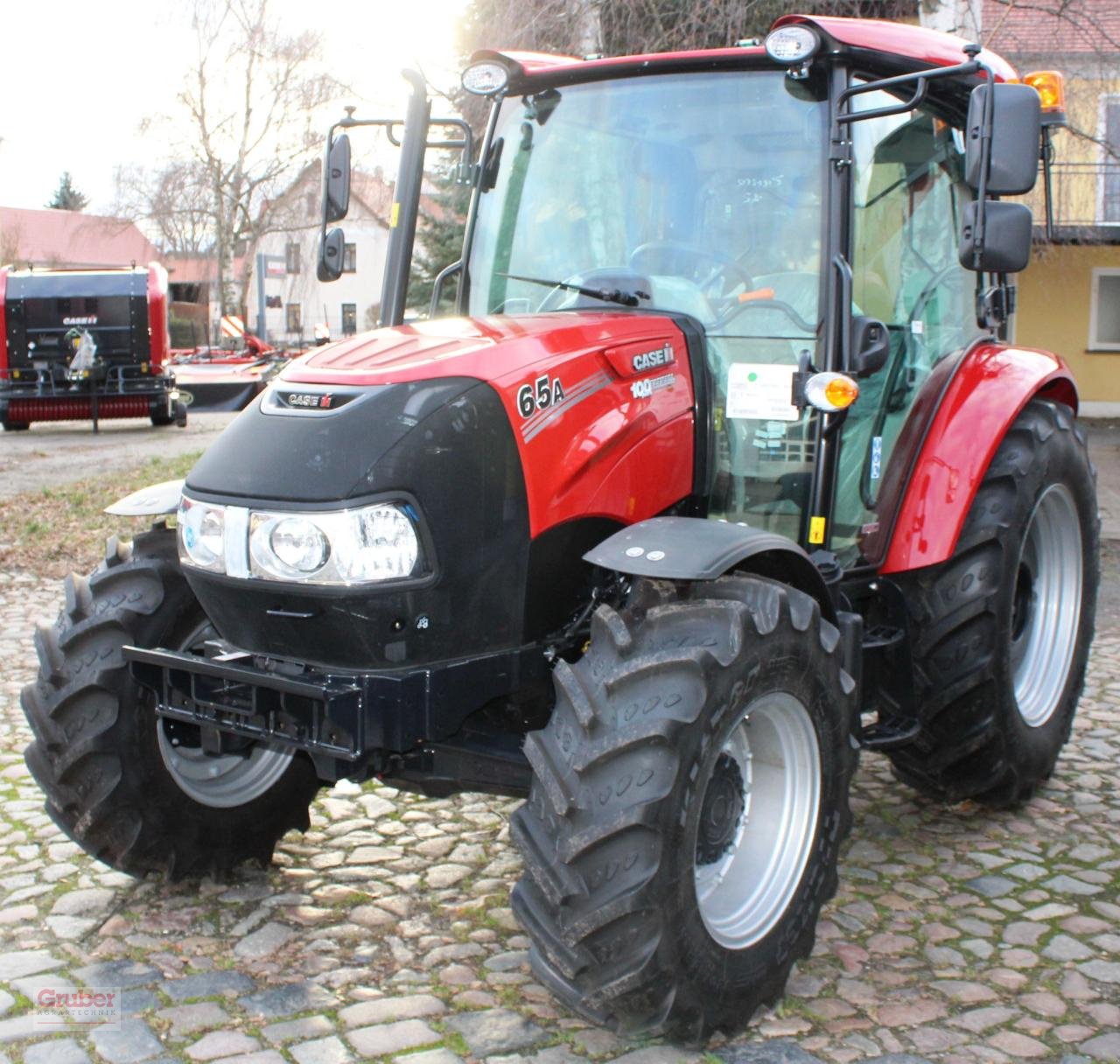 Traktor des Typs Case IH Farmall 65 A, Neumaschine in Leipzig OT Engelsdorf (Bild 2)